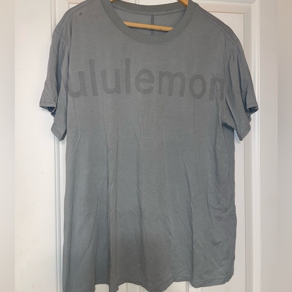 All yours  tshirt - Picture 2 of 2